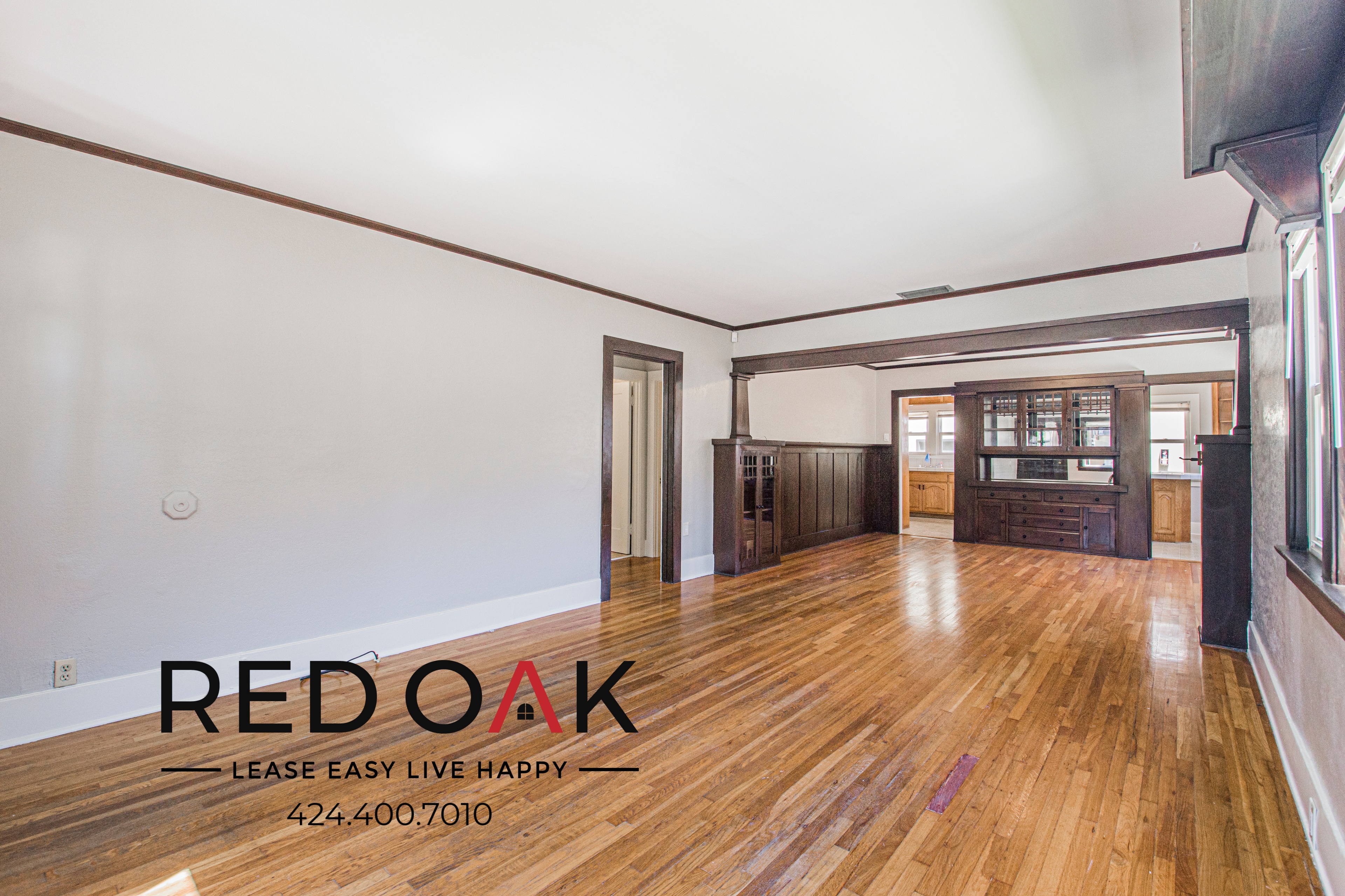 Long Beach House: 246 Newport Ave