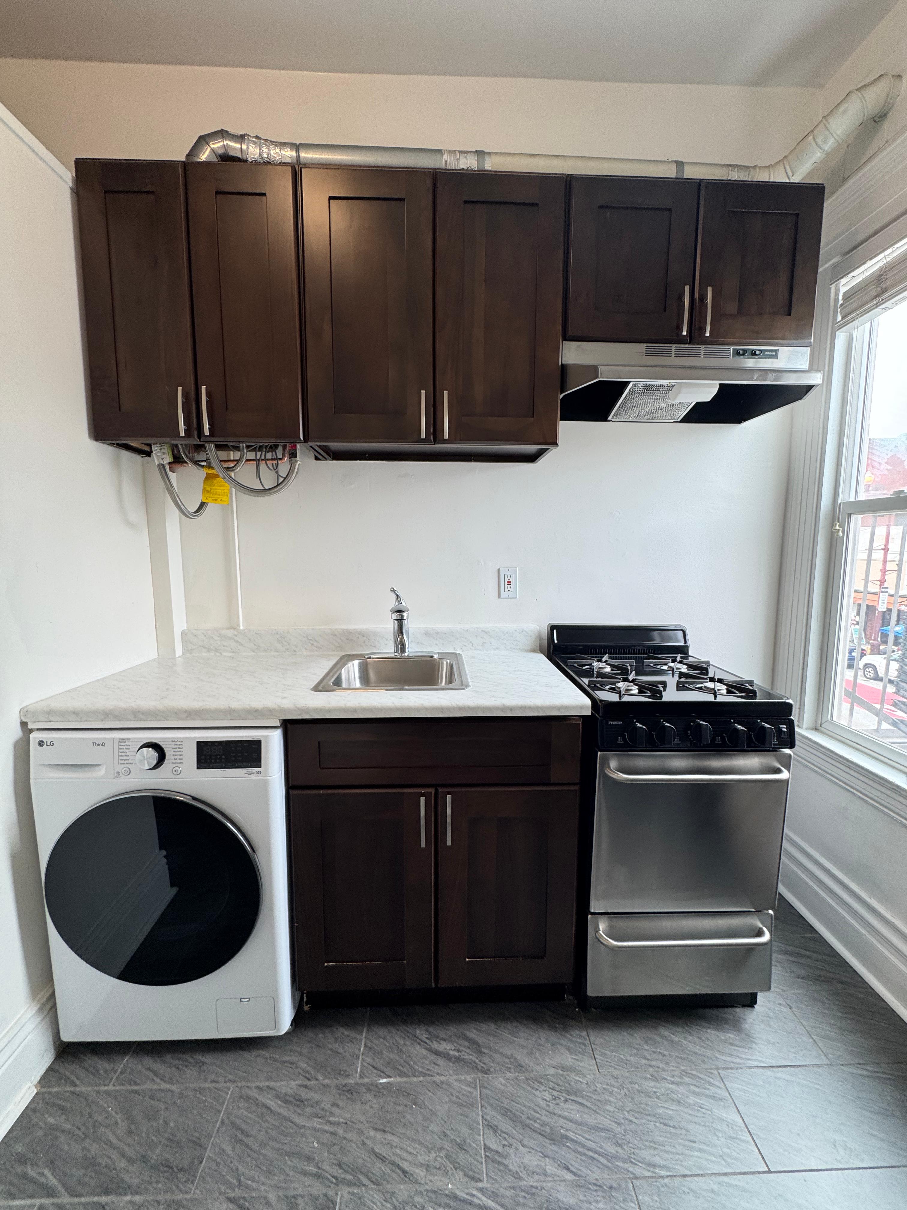 San Francisco Apartment: 2645 Mission St