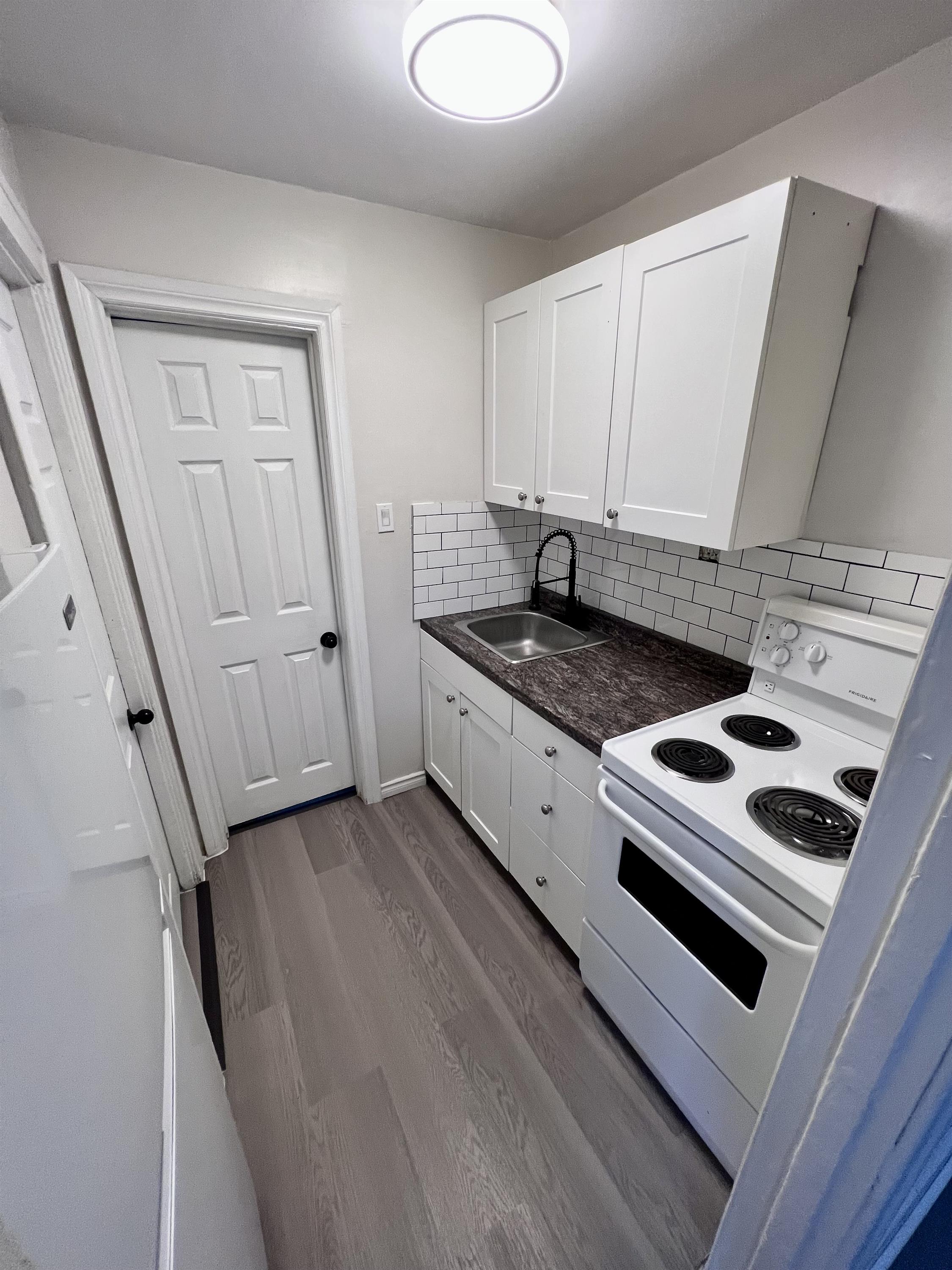 Windsor Condo: 2236 Ontario St