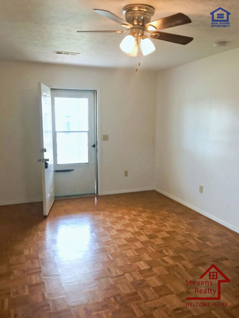 Mcminnville Condo: 169 Dogwood Pointe Dr
