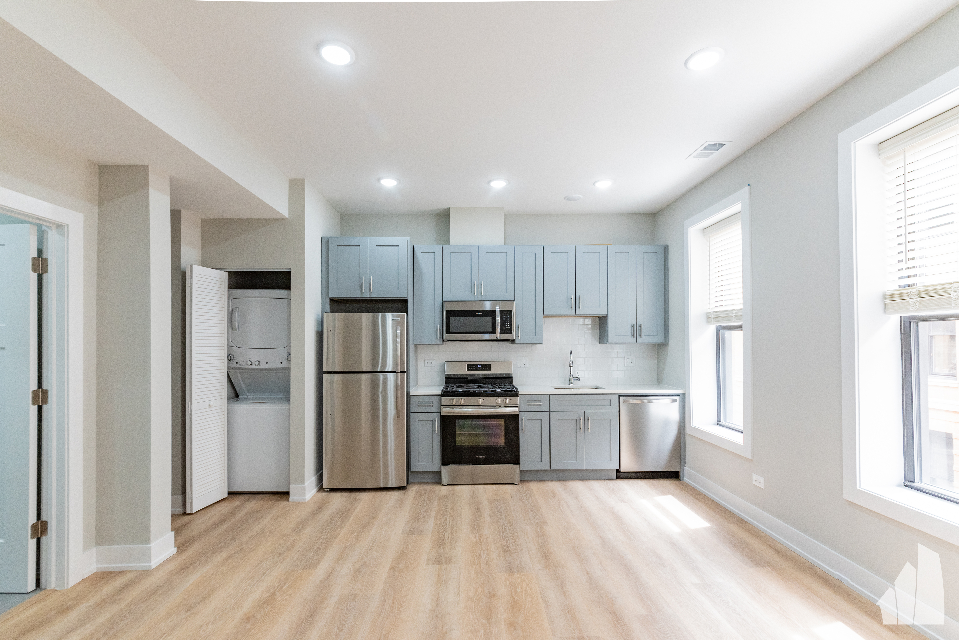 Chicago Condo: 428 West Belden Avenue