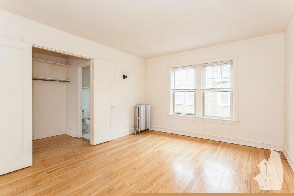 Chicago Condo: 2112 West Ainslie Street