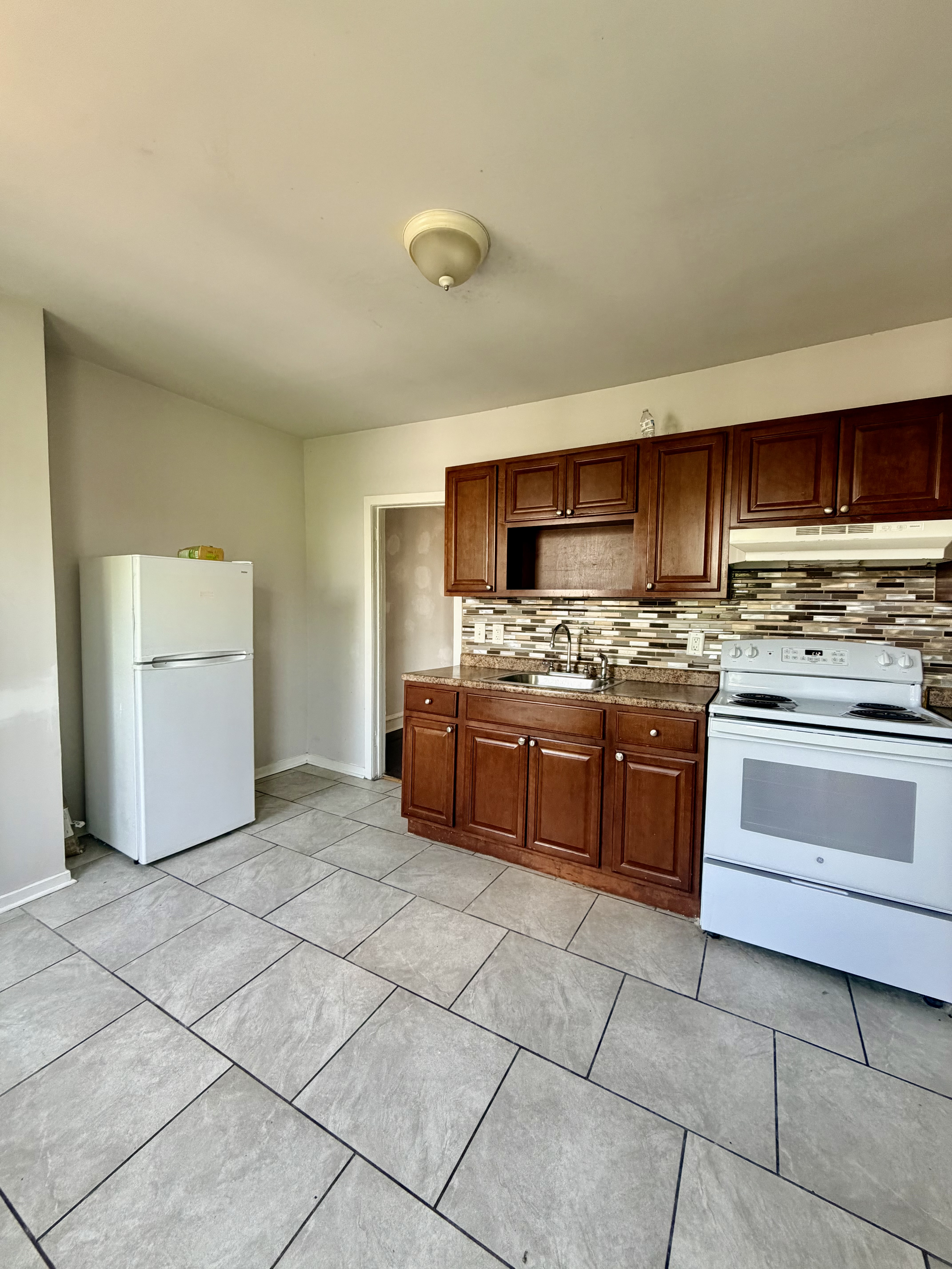 Philadelphia Condo: 5764 Osage Ave