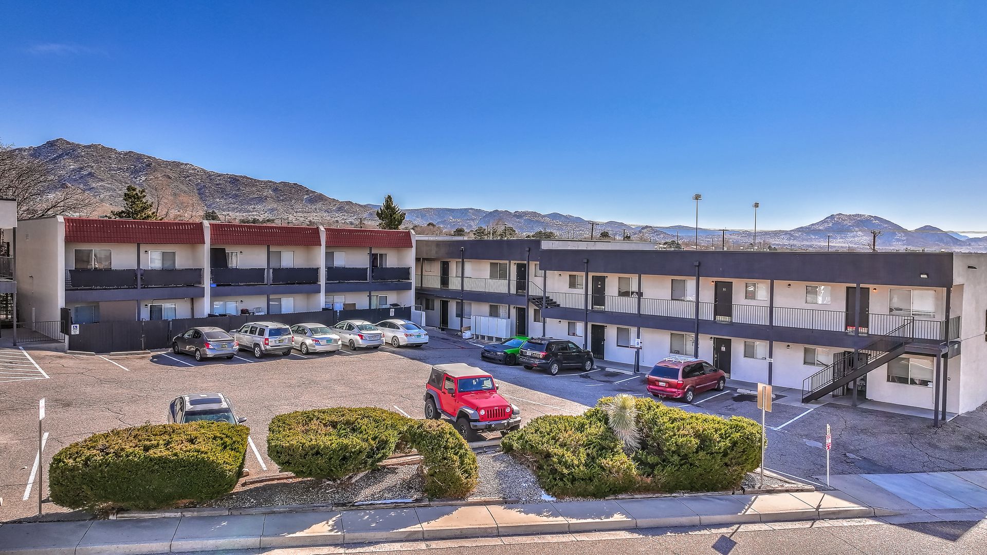 Albuquerque Apartment: 12601 Lomas Blvd NE