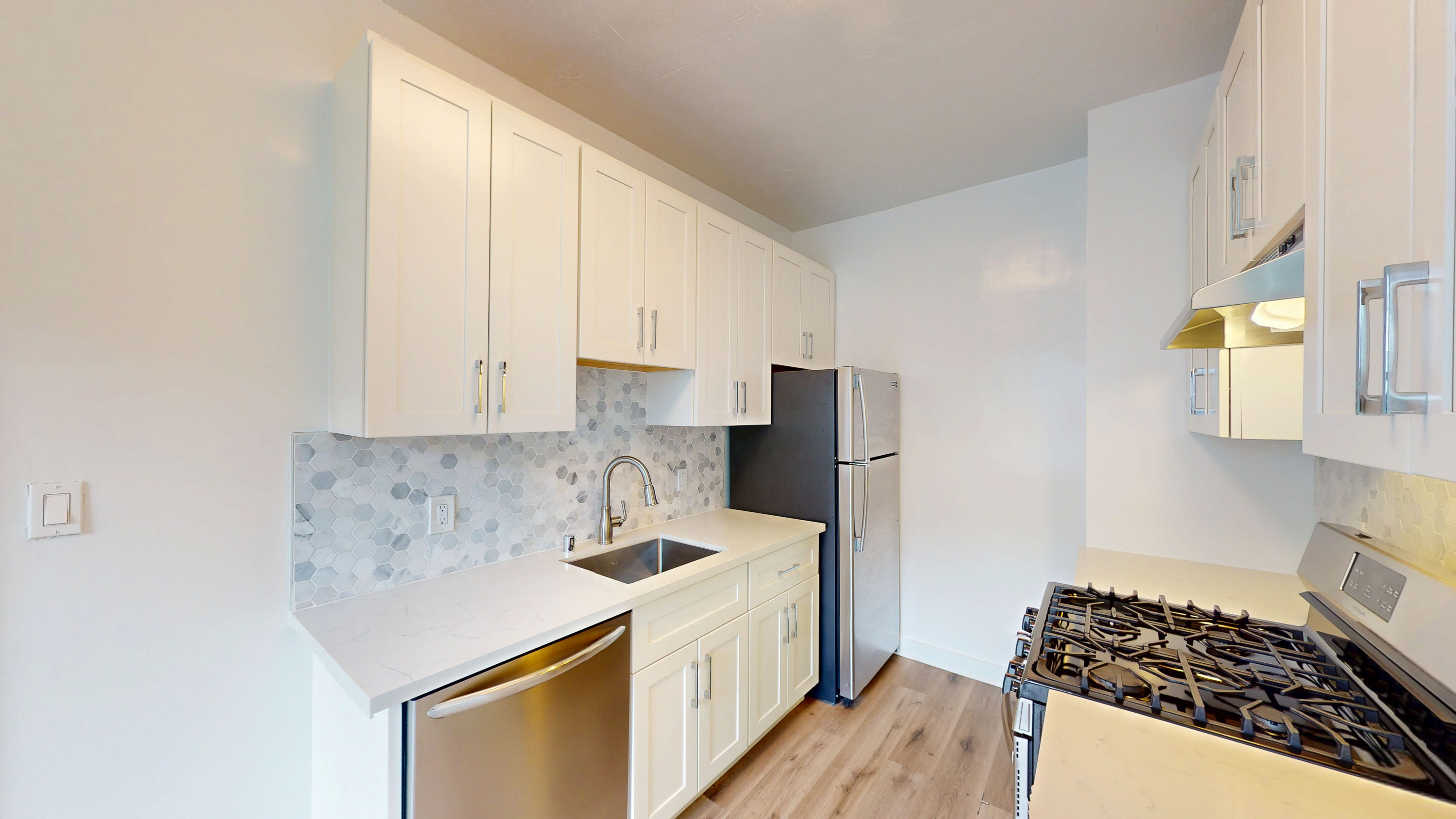San Francisco Condo: 930 Post St