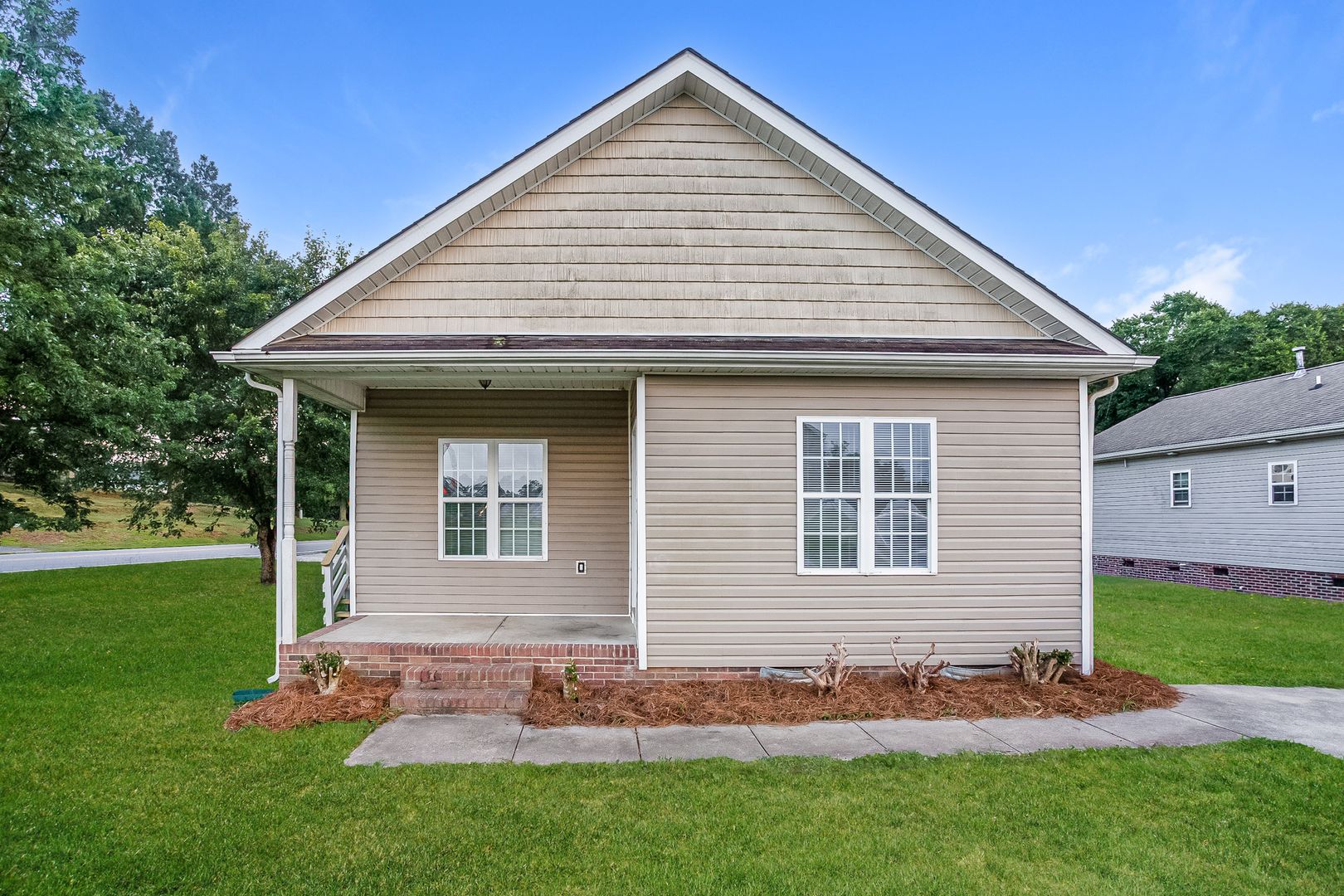 Kannapolis House: 100 South Little Texas Road