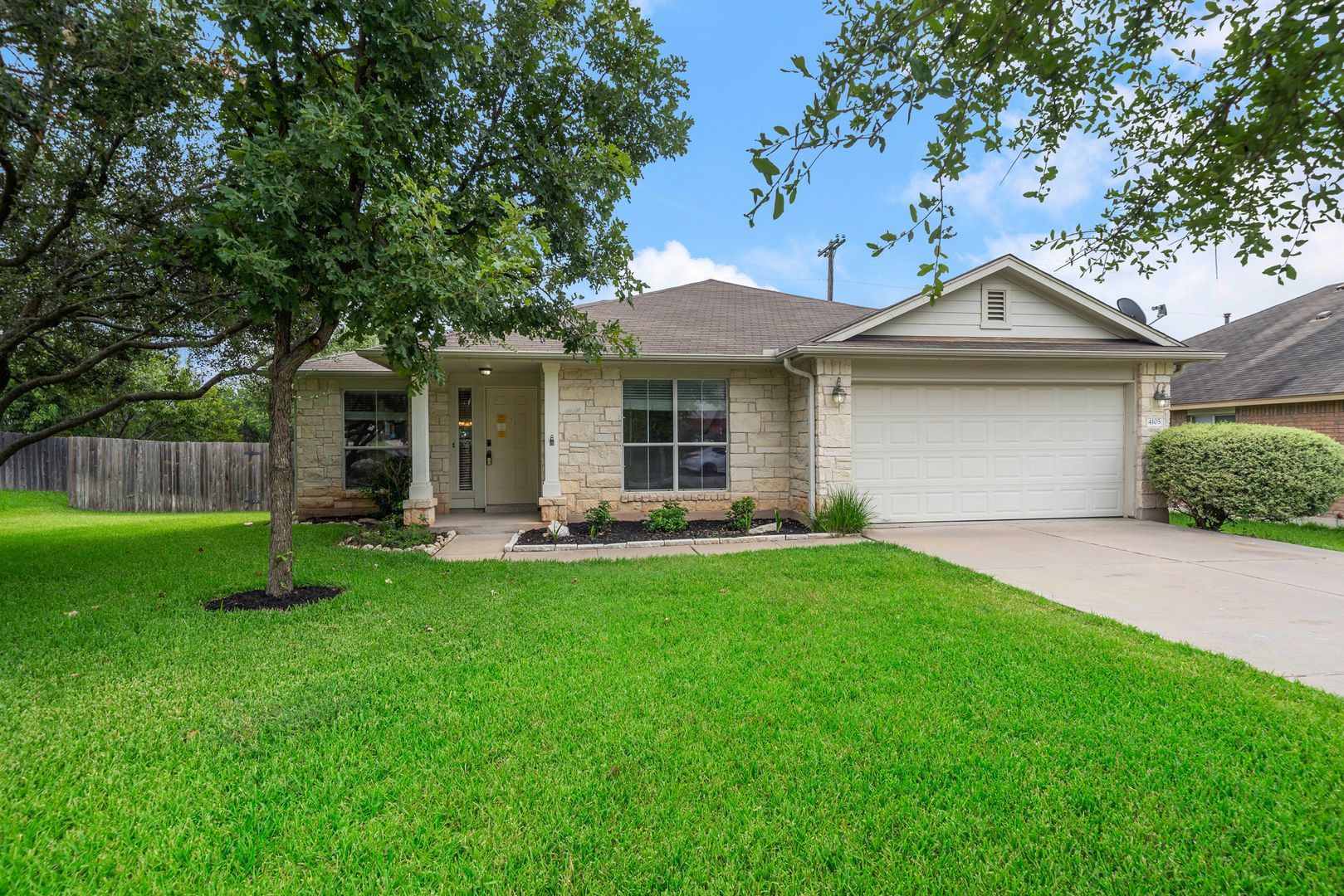 Round Rock House: 4105 Pebble Ridge Cv