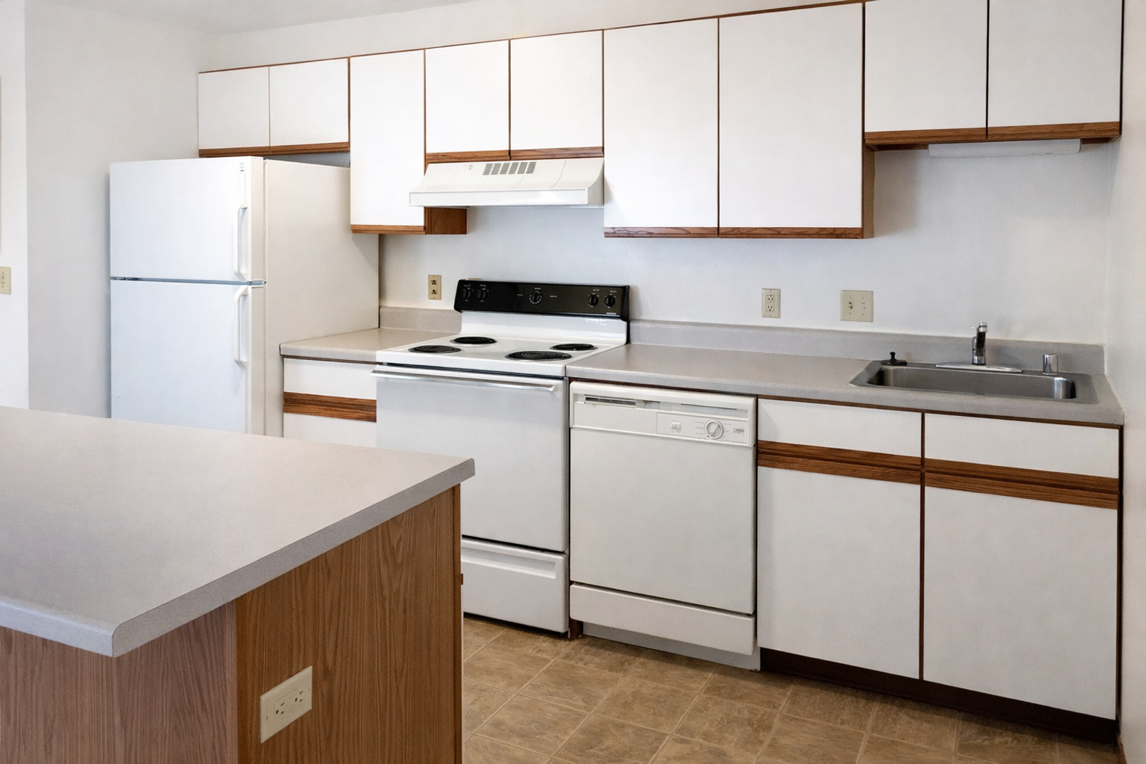 MONROE Apartment: 207 3RD Ave