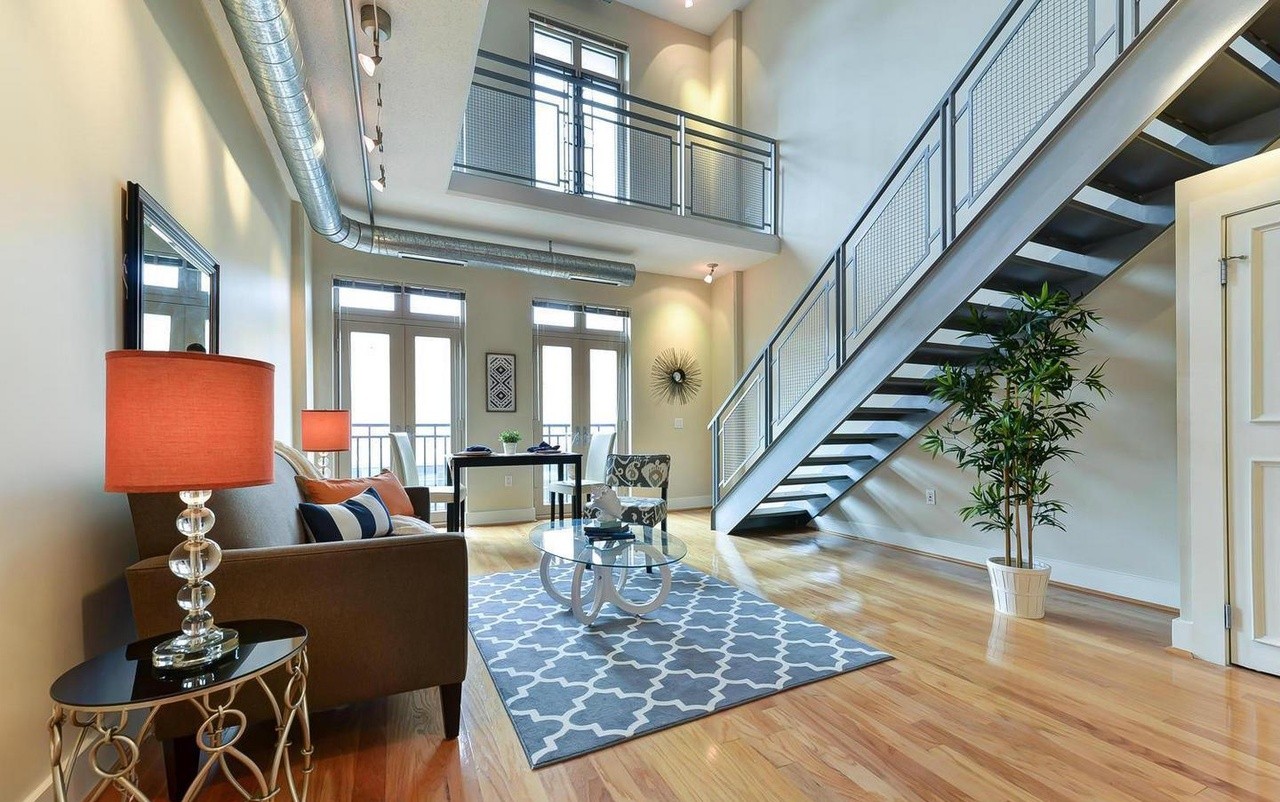 Washington Condo: 1390 Kenyon St NW