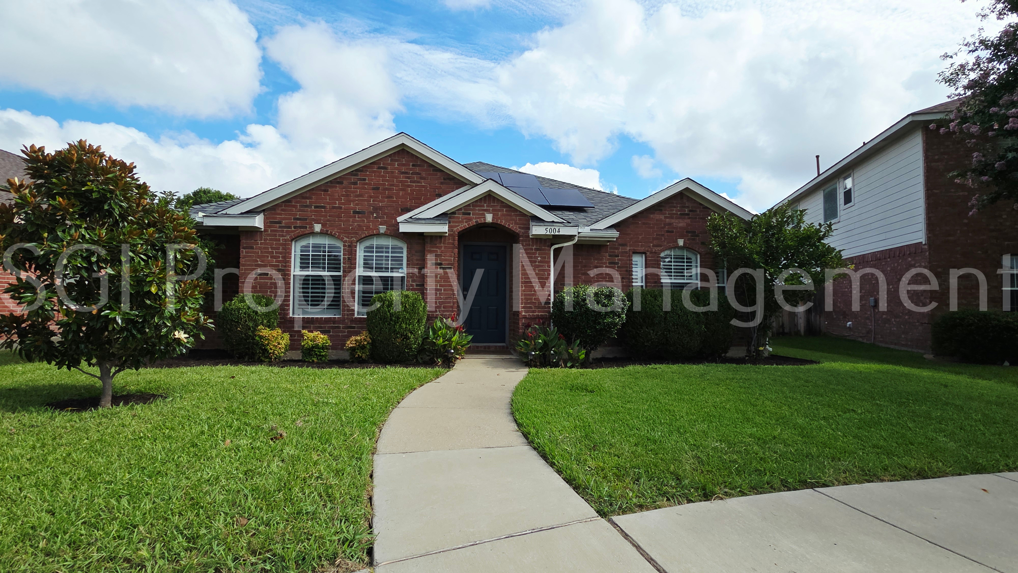 Mckinney House: 5004 Evergreen Dr