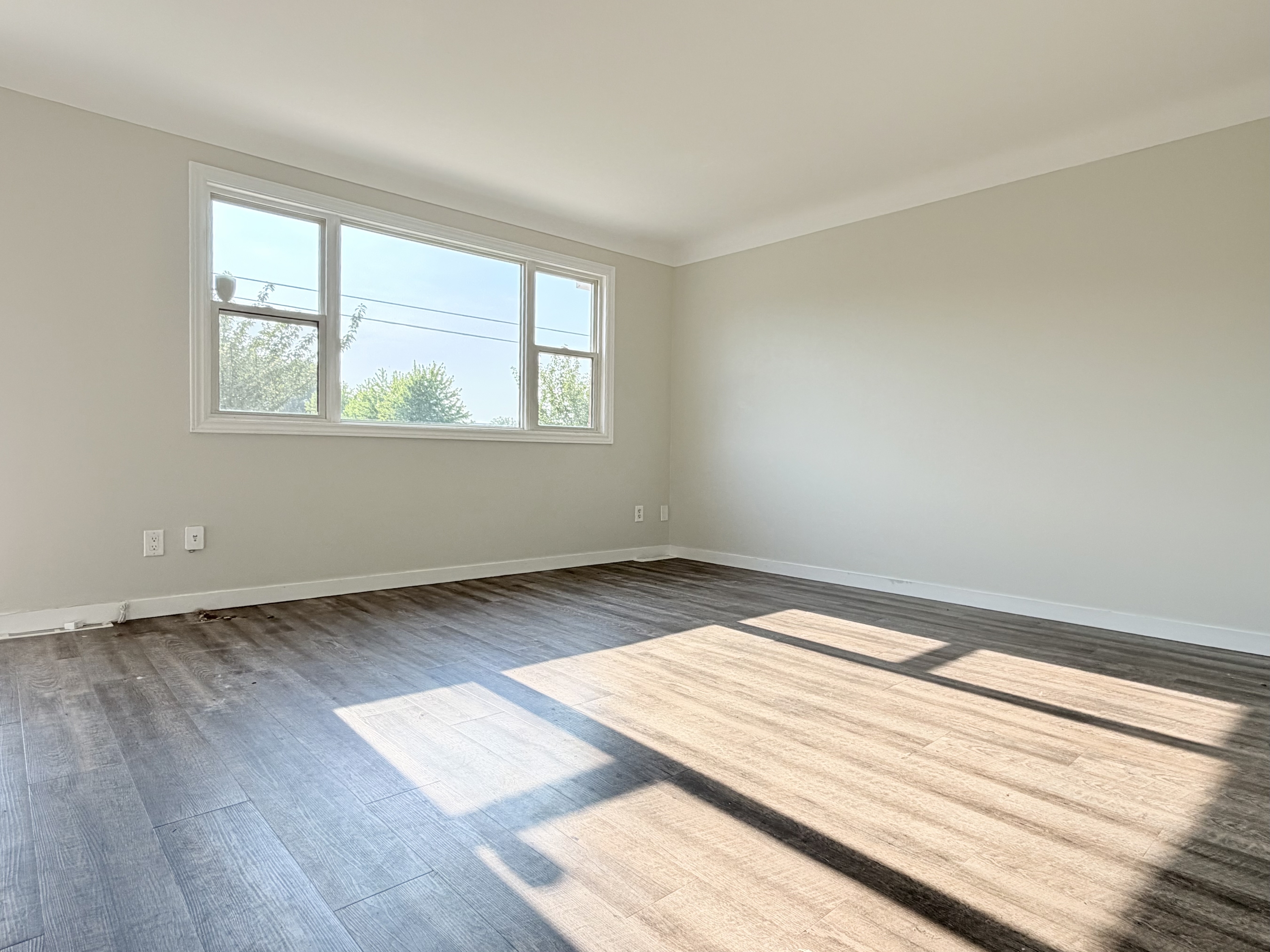 Sarnia Townhome: 766 Indian Rd N