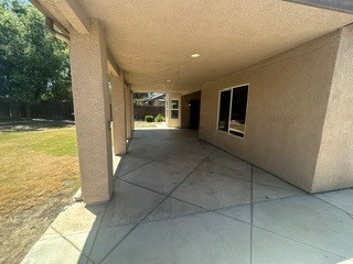 Bakersfield House: 11315 Pacific Shores Drive