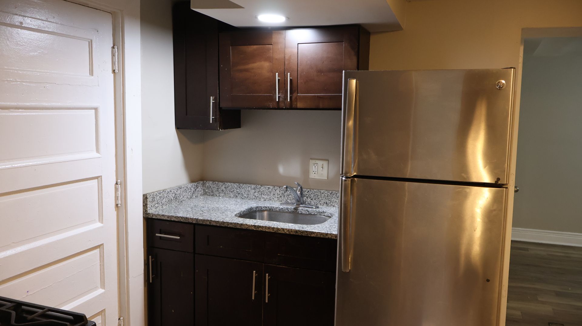 Berwyn Condo: 6203 W 21st