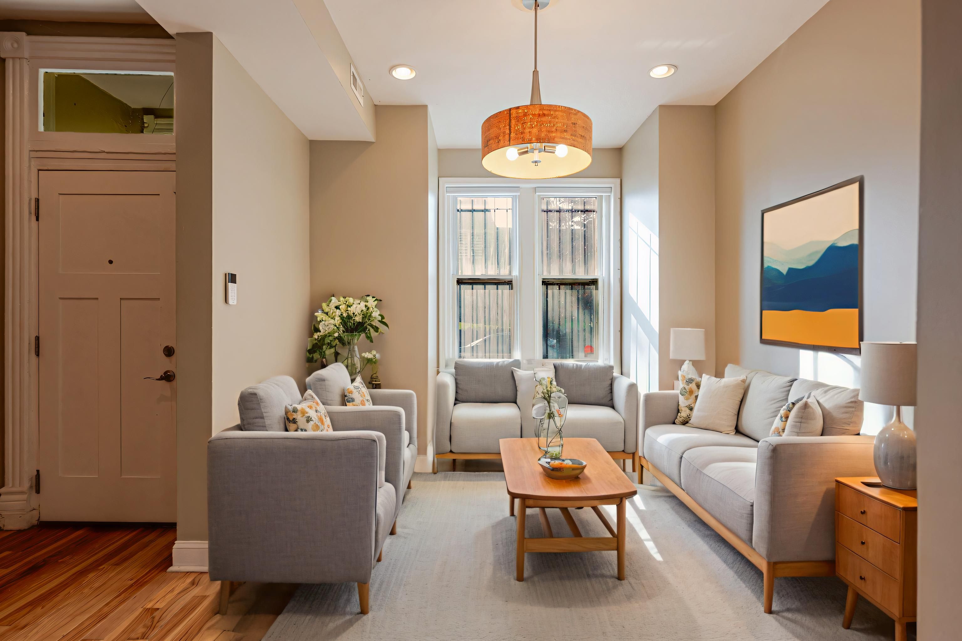 Washington House: 2103 13th St SE