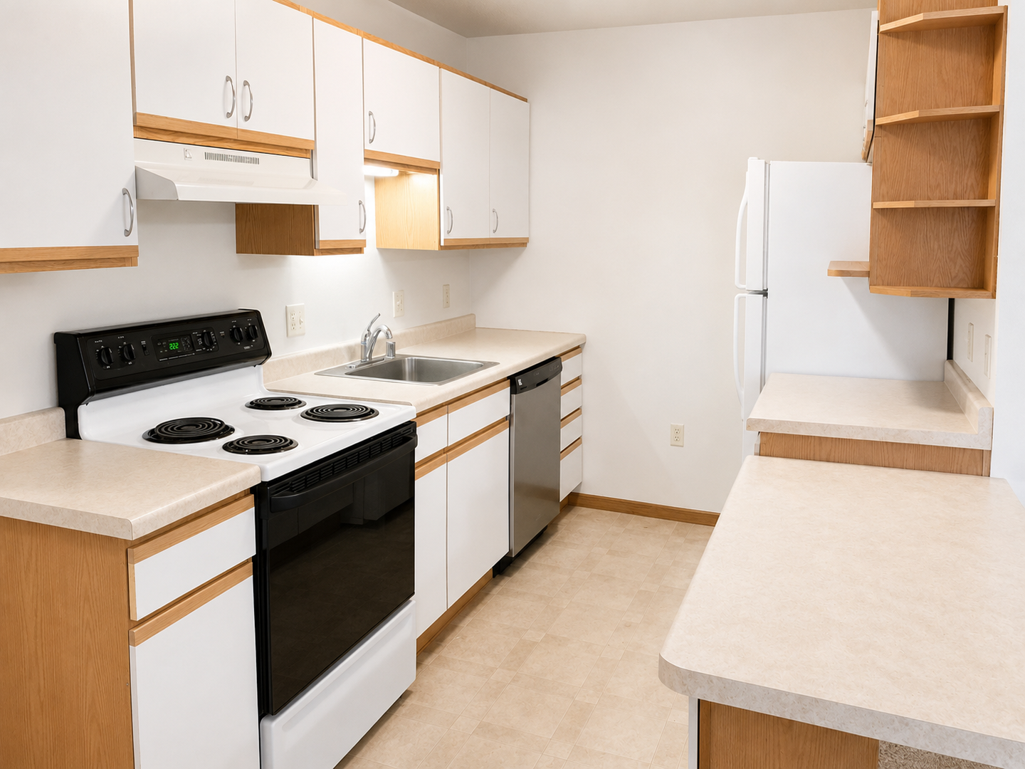 Tomah Apartment: 202 Murdock St