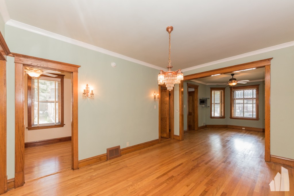 Chicago Condo: 3710 North Damen