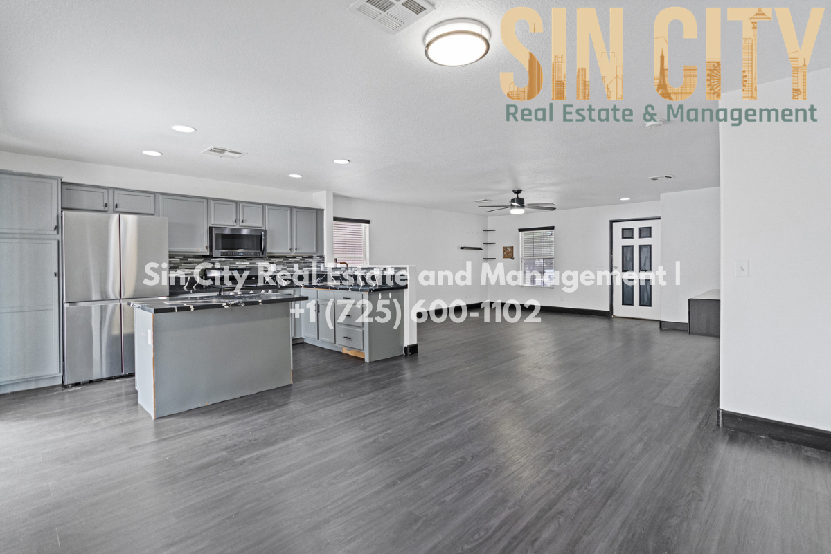 Henderson House: 749 Salt Flats Circle
