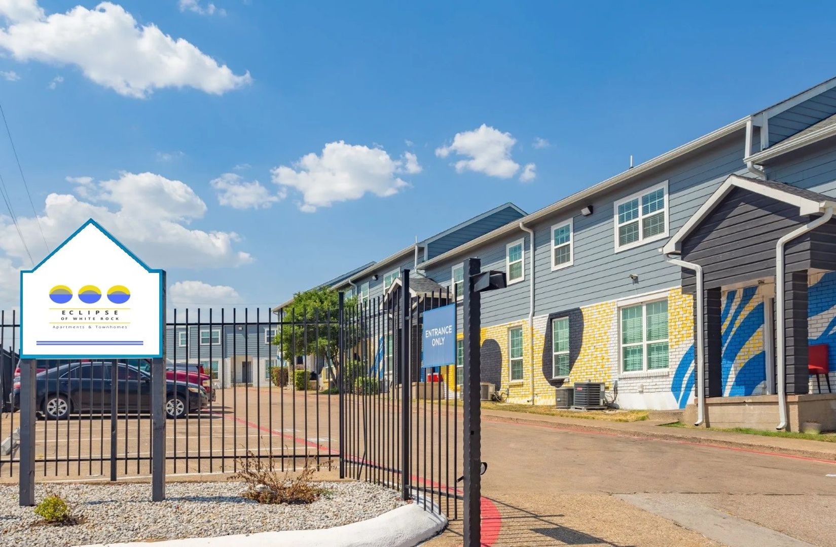 Dallas Apartment: 2728 N Buckner Blvd