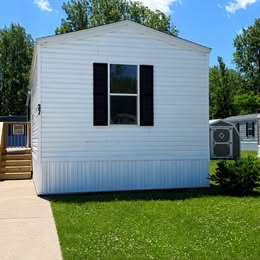 Battle Creek House: 37 Billy Dr.