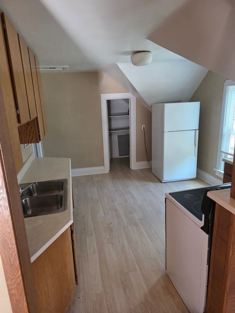 Greeley Condo: 1929 6th Ave