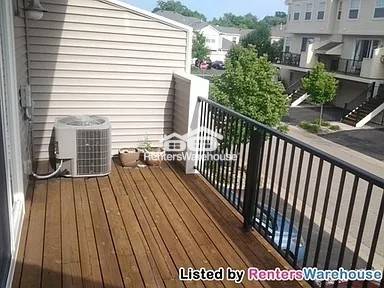 Savage Townhome: 7528 Parkridge Ln