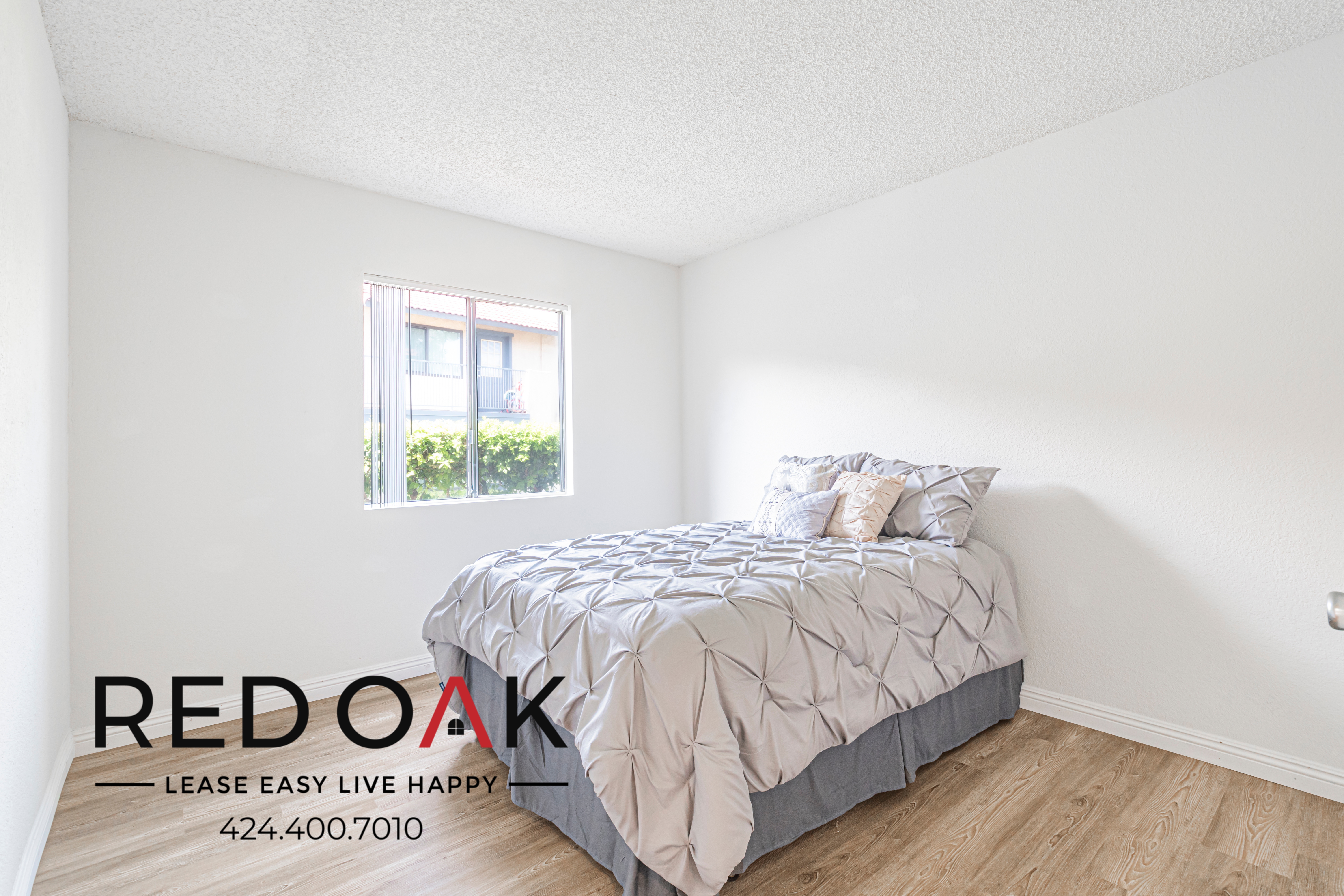 Highland Condo: 6601 Victoria Ave