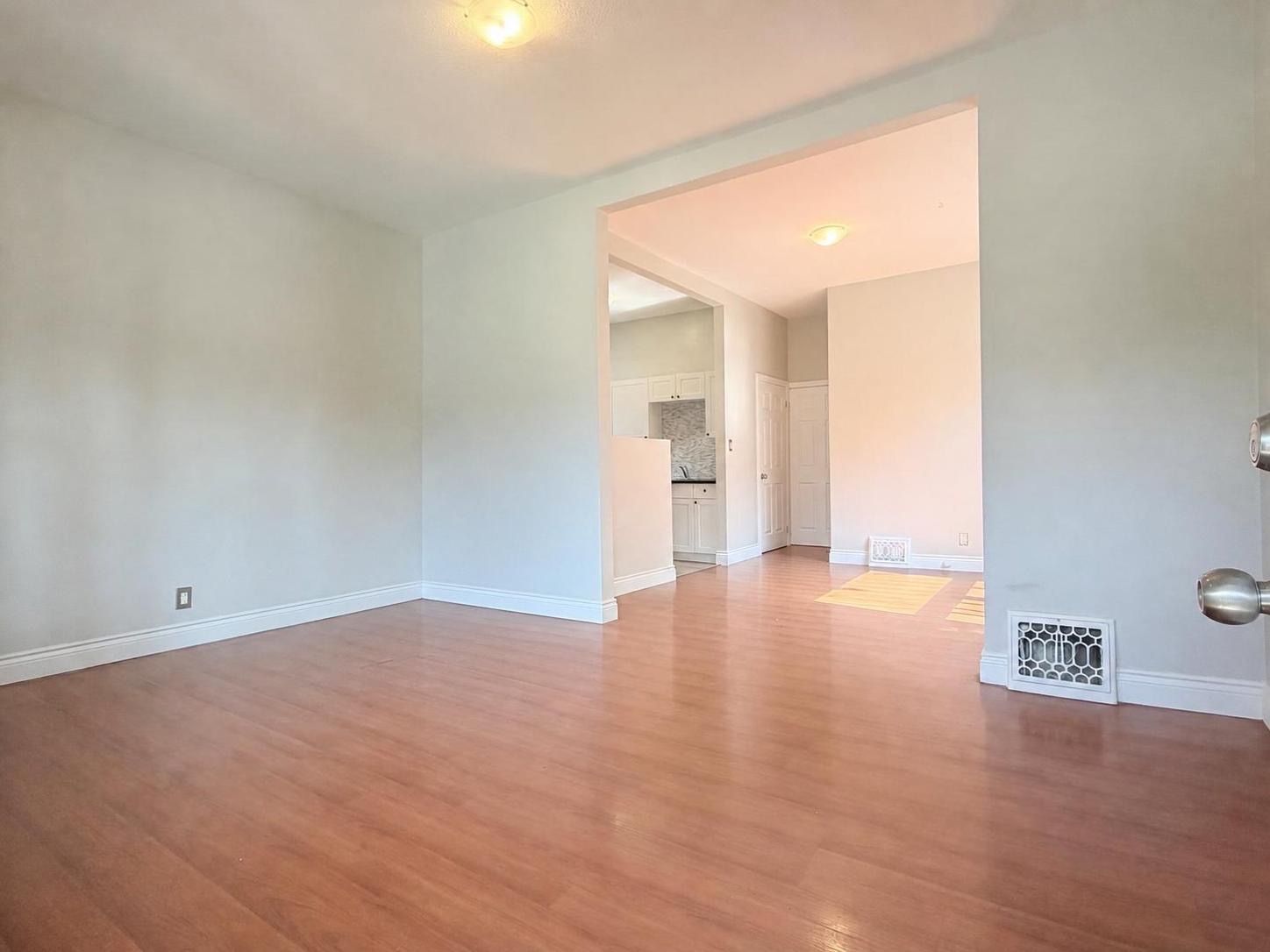Sarnia Condo: 178 Talfourd St