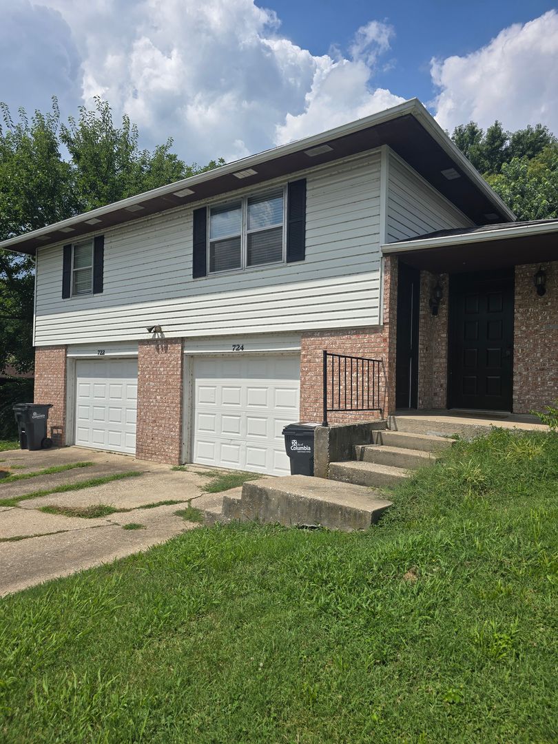 Columbia Condo: 722 Pear Tree Cir.