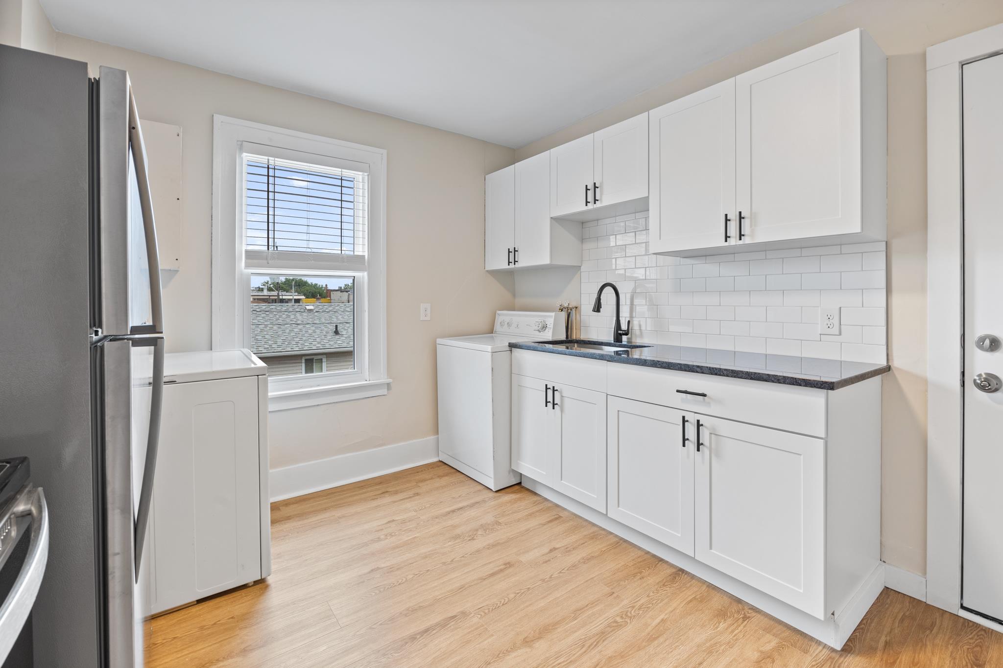 Windsor Condo: 1358 Pierre Ave
