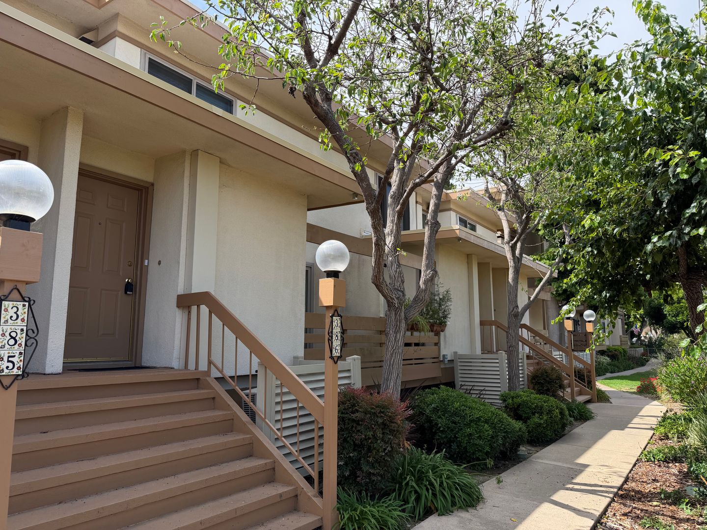 San Diego House: 4098 Valeta Street