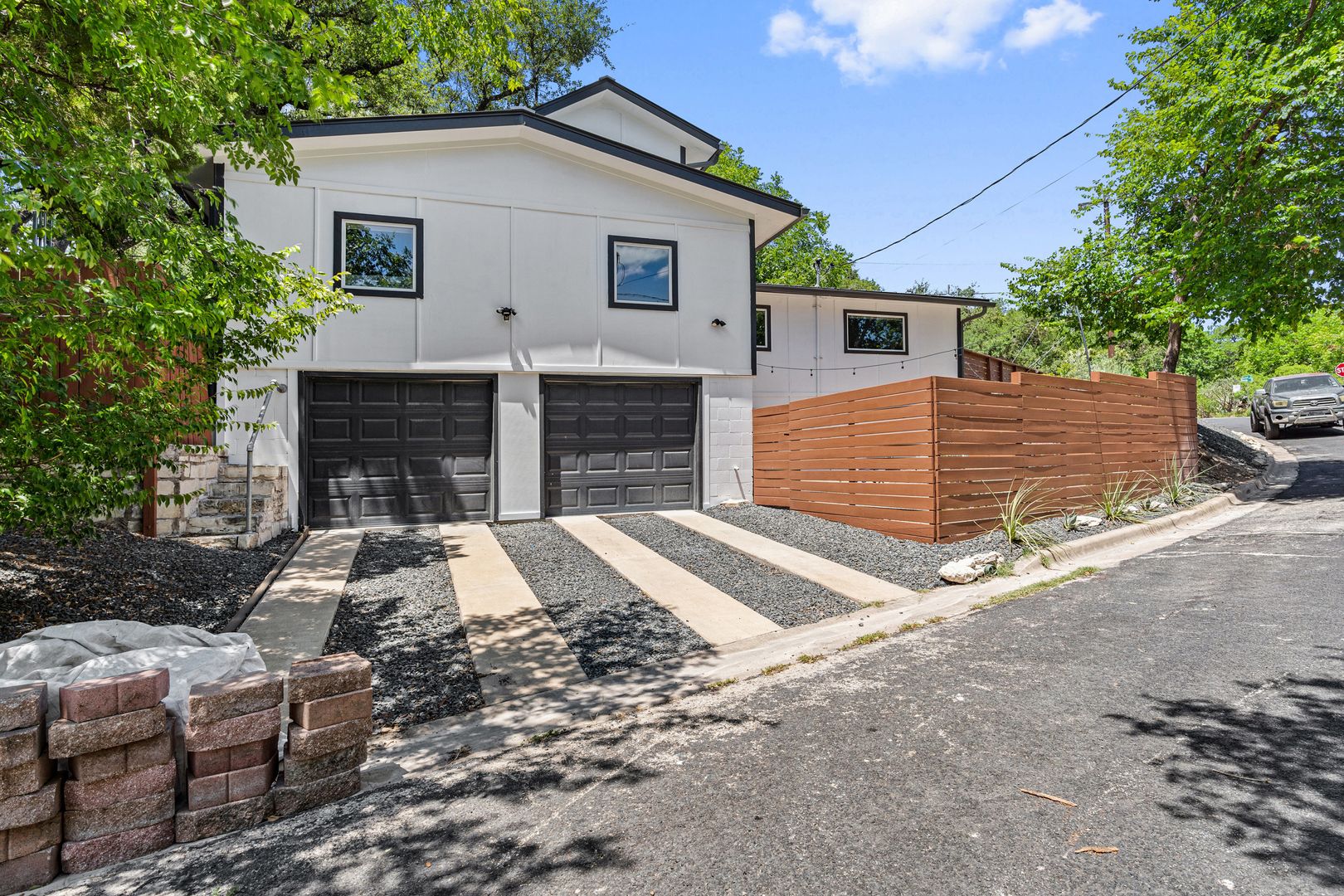 Austin House: 1025 Bonham Terrace