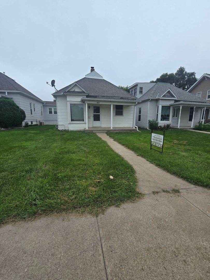Norfolk House: 410 S 4th St