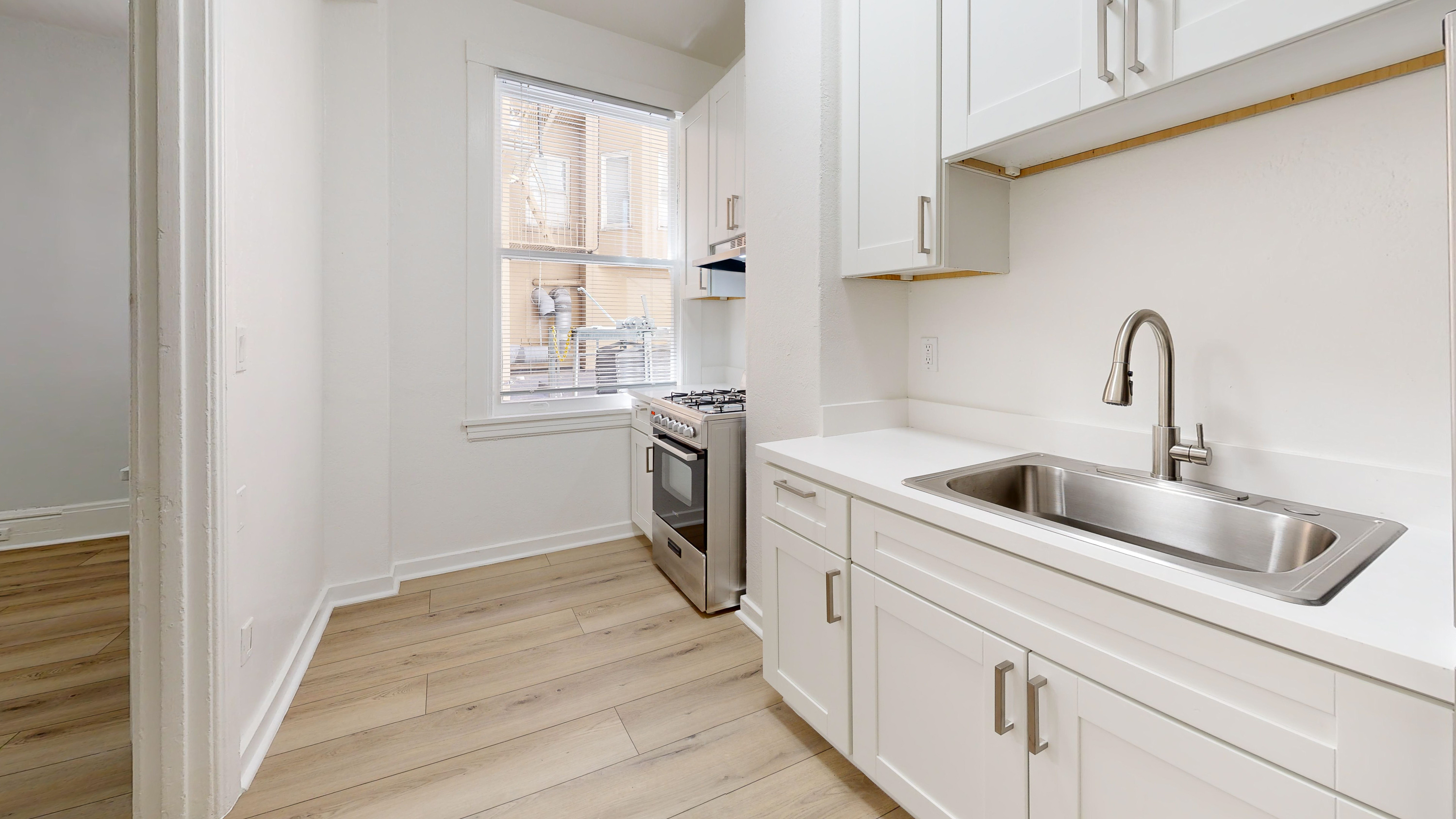 San Francisco Condo: 507 Taylor St