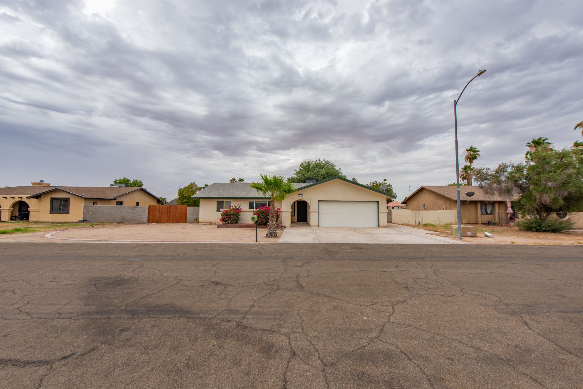 Yuma House: 3477 E Cuadrilla Ln