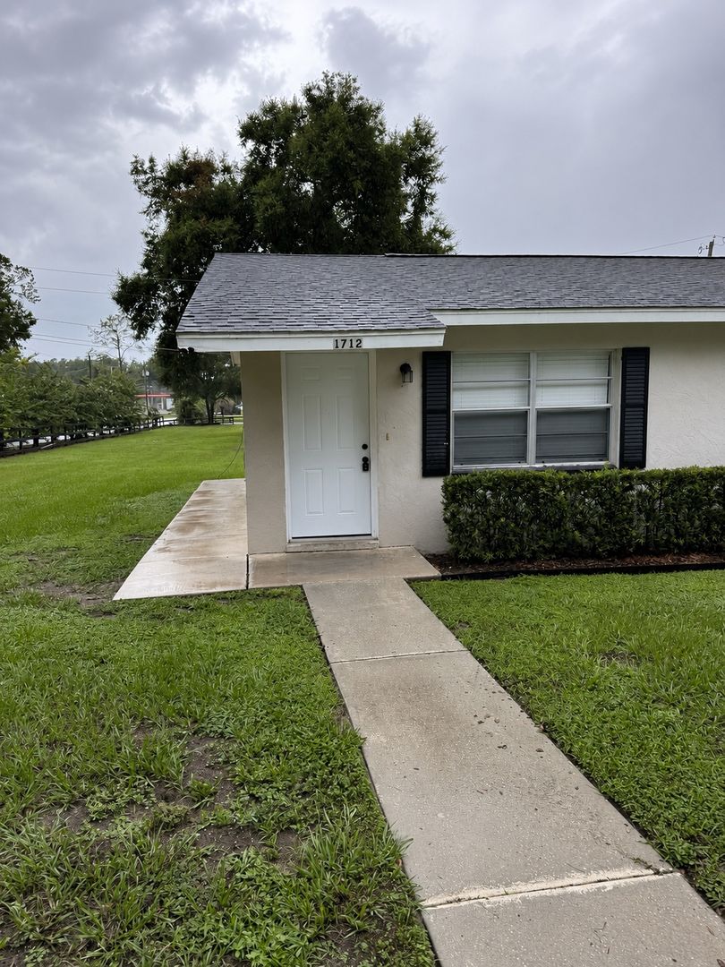 Ocala Condo: 1712 NE 71st Place
