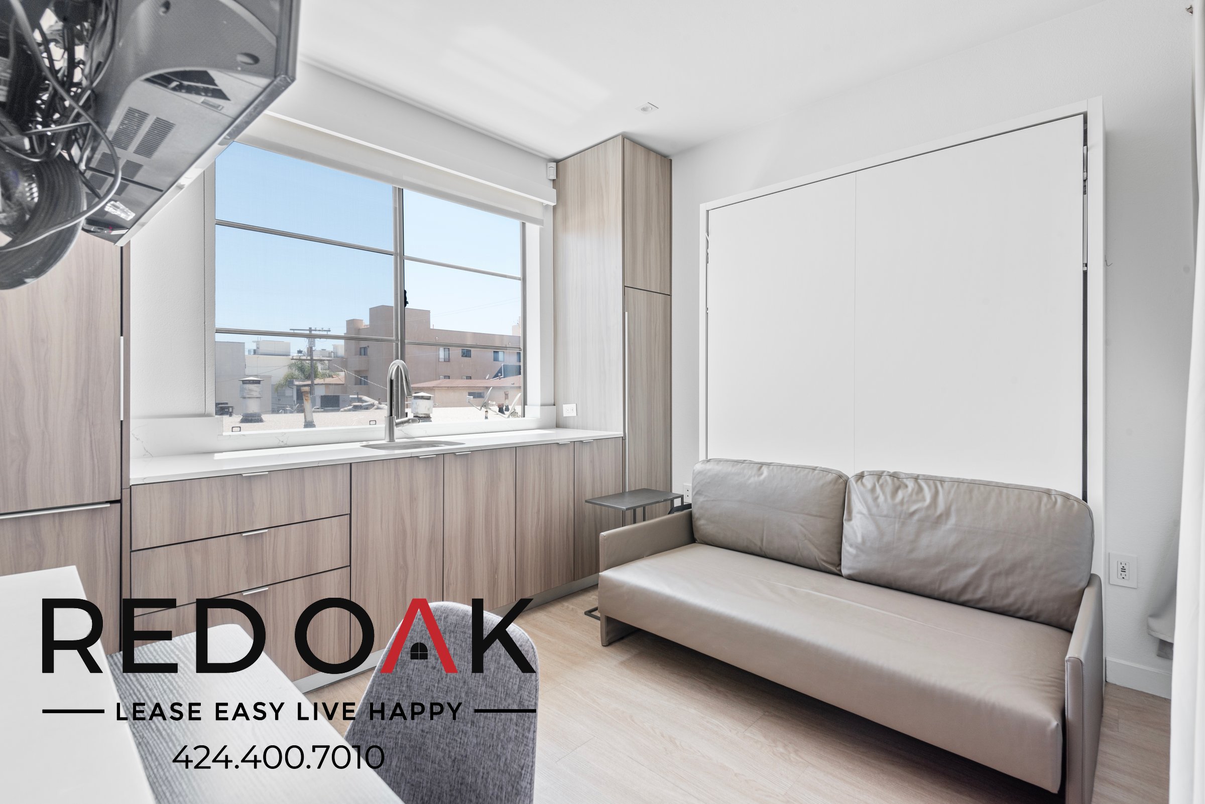 Los Angeles Apartment: 11649 Mayfield Ave