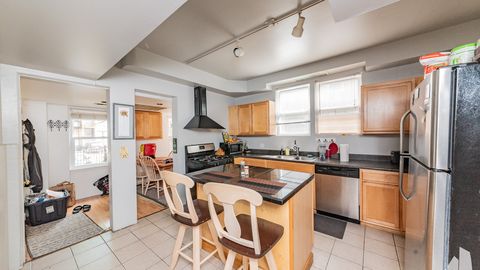 Chicago Condo: 1456 West Irving Park