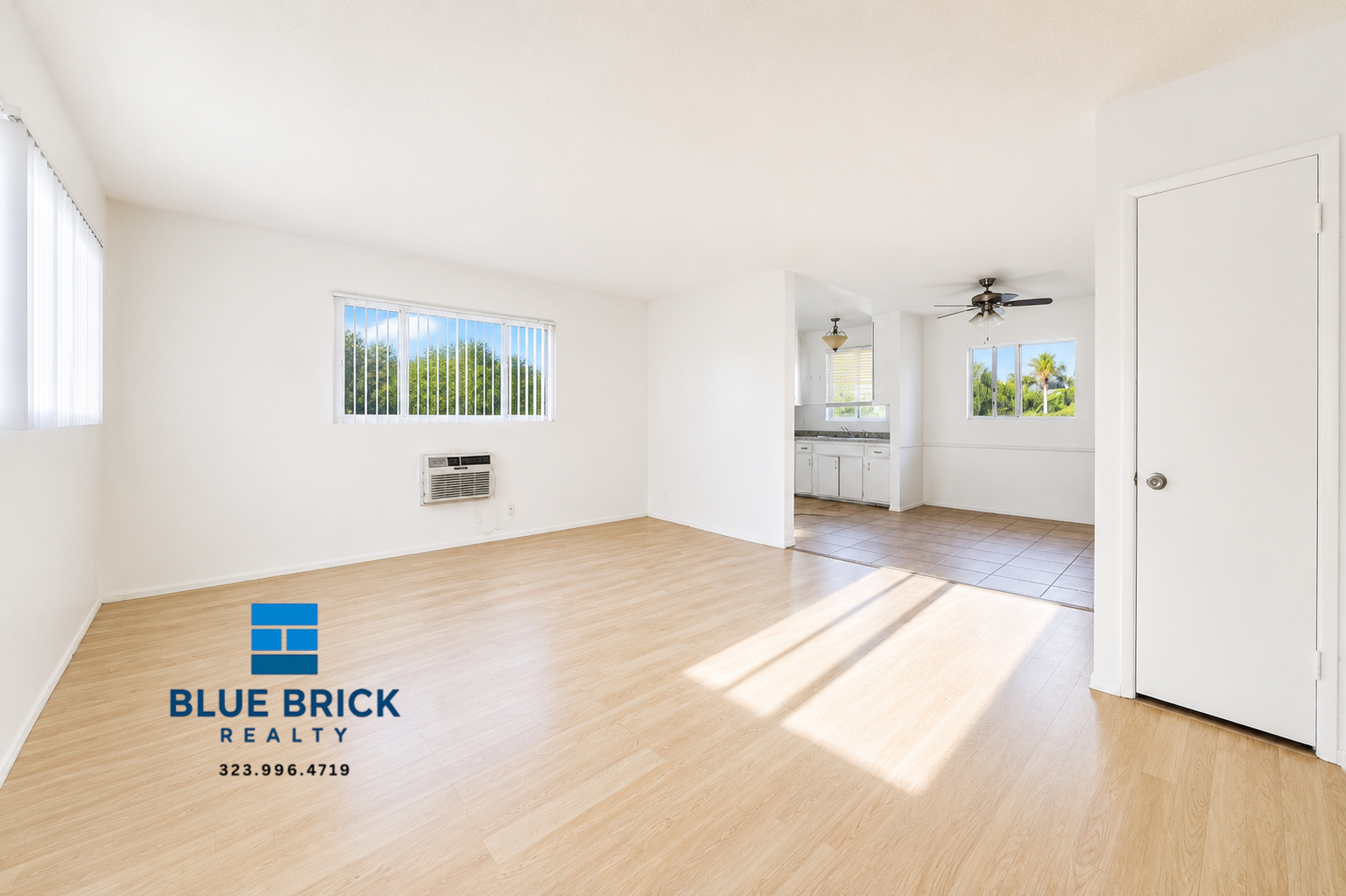 North Hollywood Condo: 6929 Whitsett Ave