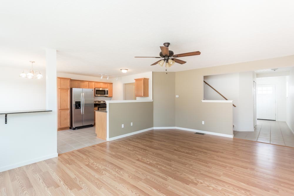 Rochester Condo: 10 Silverlight Way