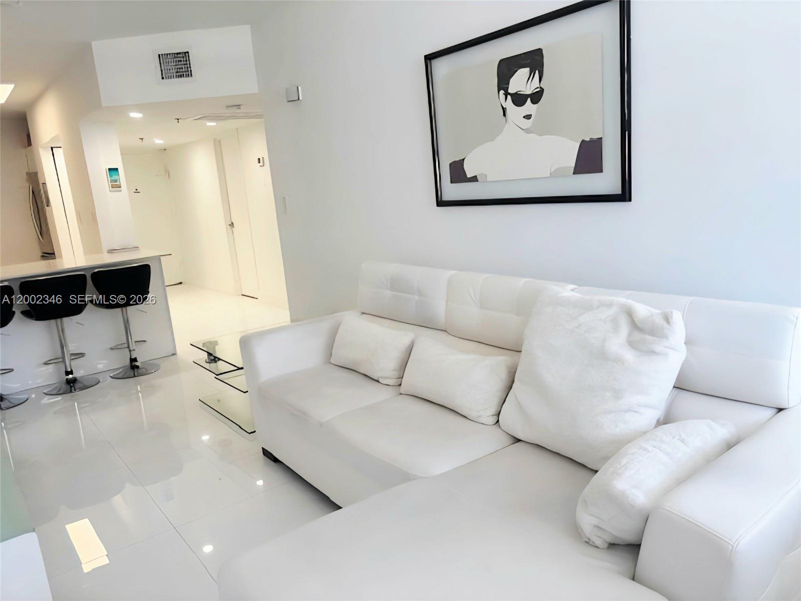 Miami Beach Condo: 100 Lincoln Rd # 927, Miami Beach FL 33139