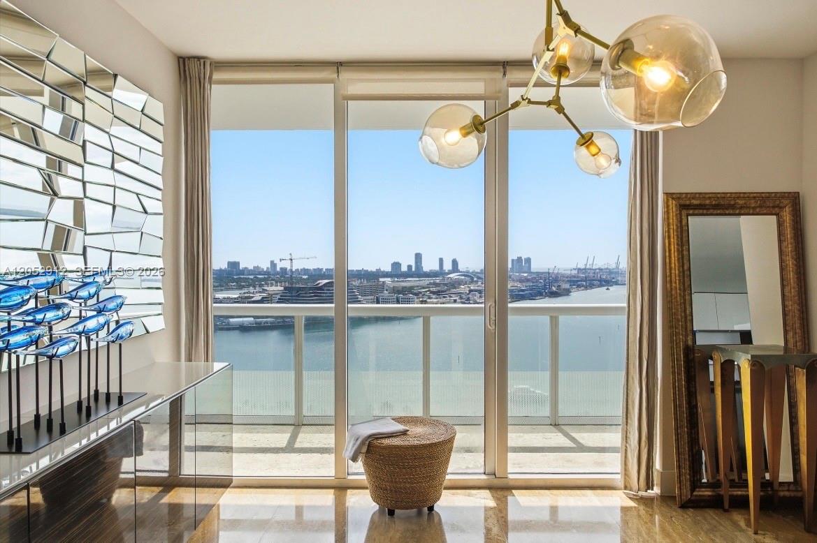 Miami Condo: 50 Biscayne Blvd # 2510, Miami FL 33132