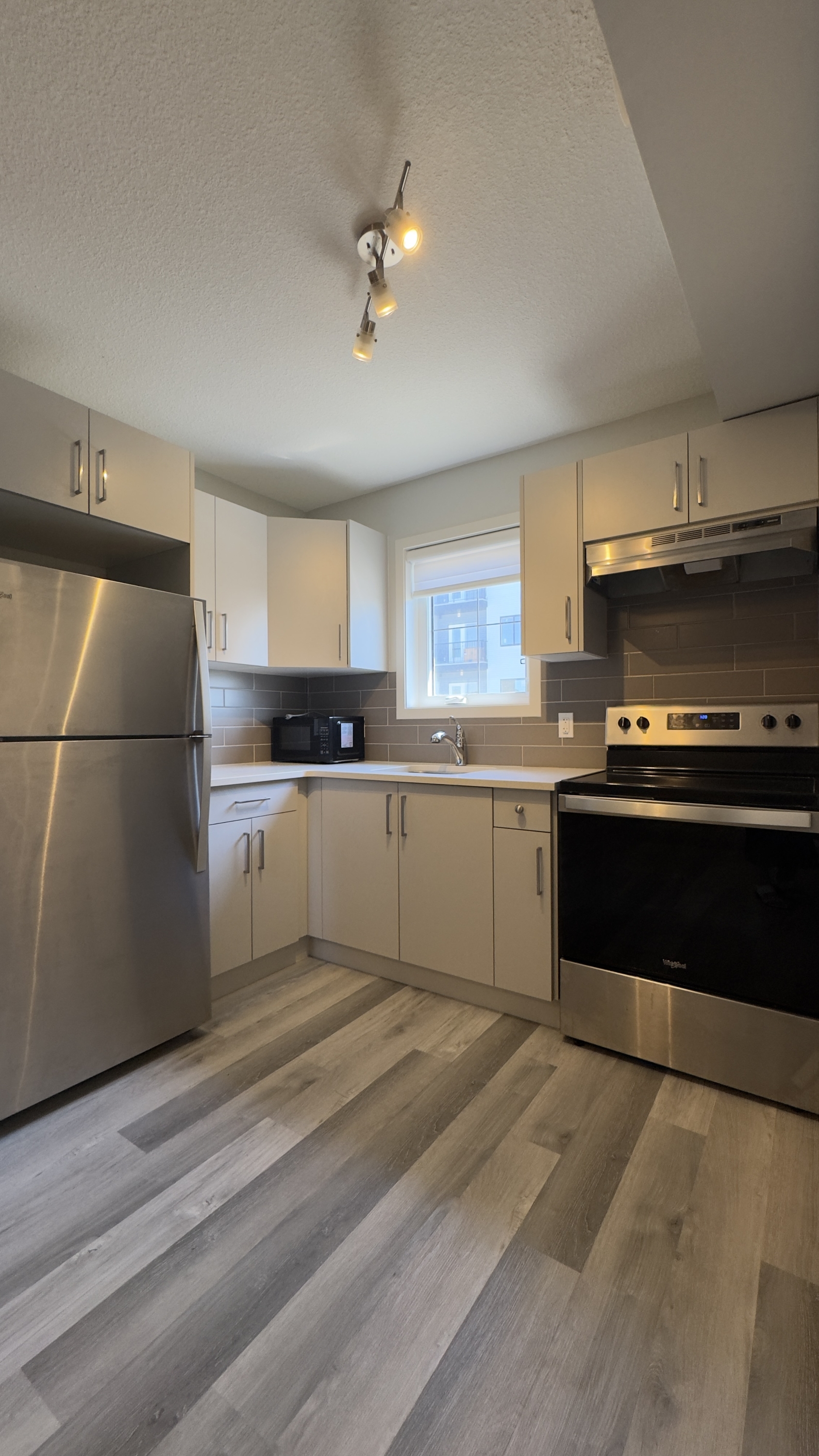 Beaumont House: 6209 66 Street - 2