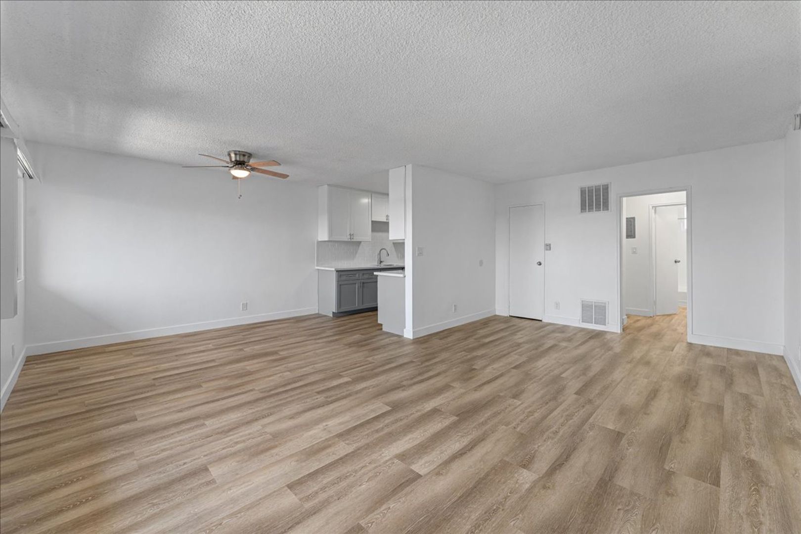 Los Angeles Condo: 3905 S. Stevely Ave.