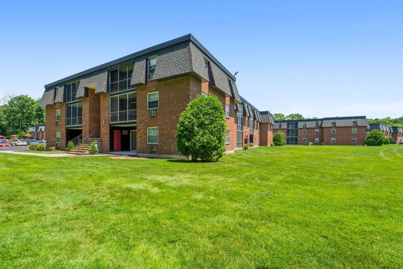 Worcester Condo: 20 Brookside Ave