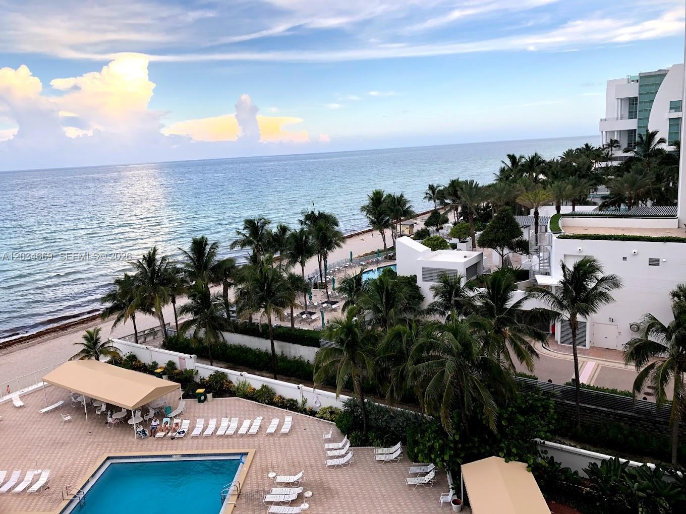 Hollywood Condo: 3505 S Ocean Dr # 704, Hollywood FL 33019