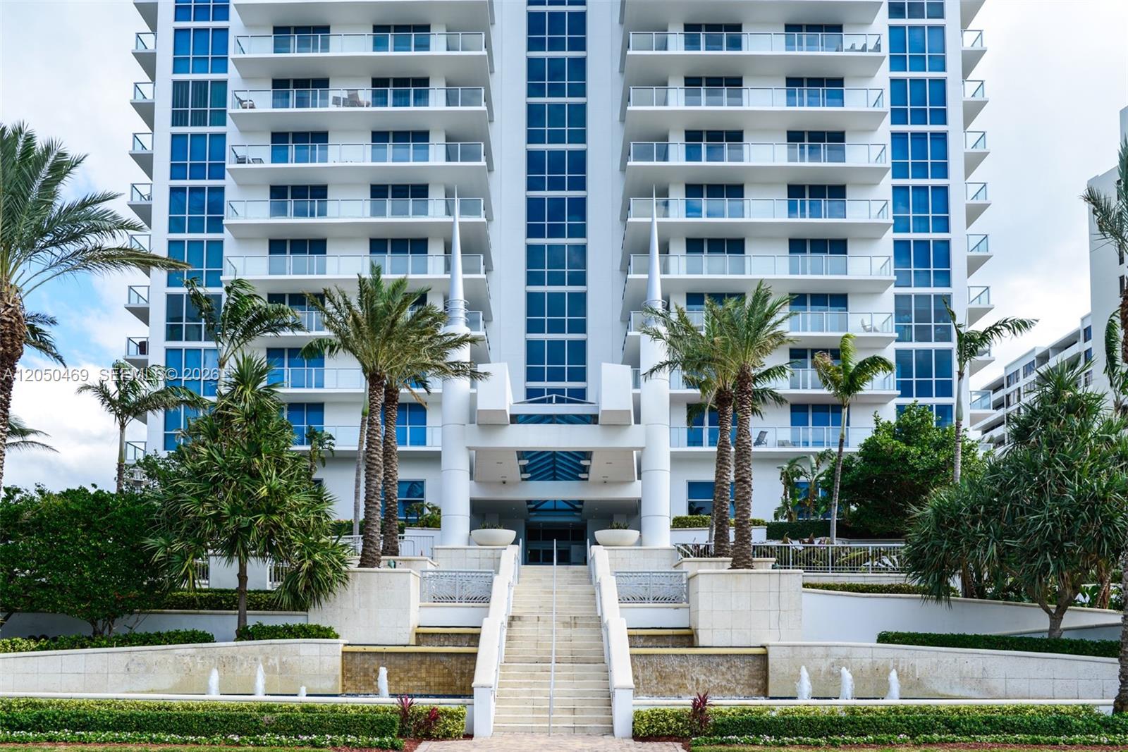 Hollywood Condo: 3101 S Ocean Dr # 404, Hollywood FL 33019