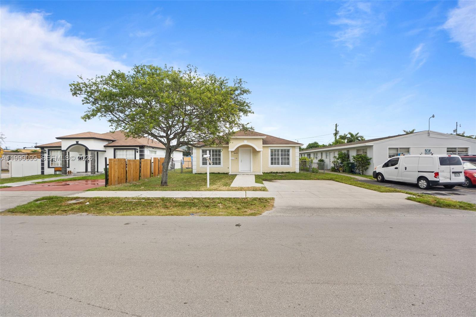 Hallandale Beach Condo: 841 NW 10th Street, Hallandale Beach FL 33009
