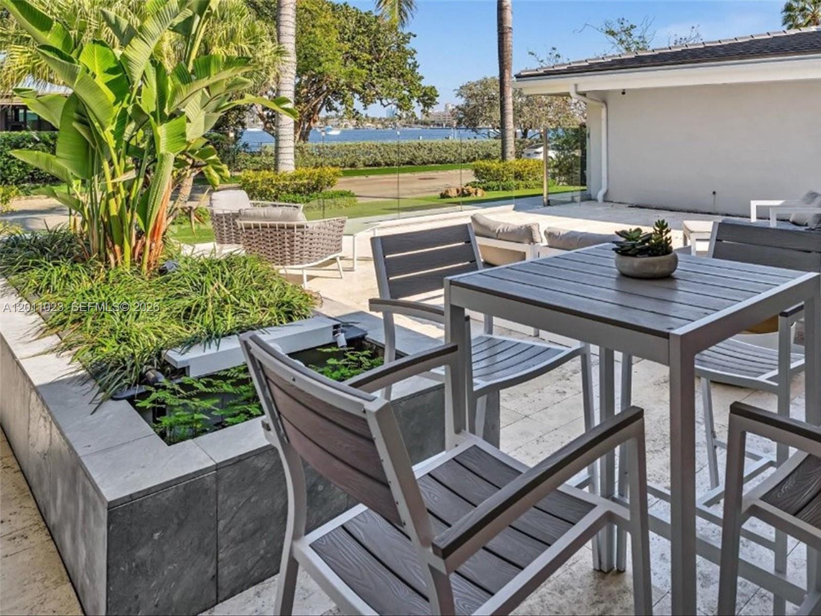 Hollywood Condo: 840 S Southlake Dr # 0, Hollywood FL 33019