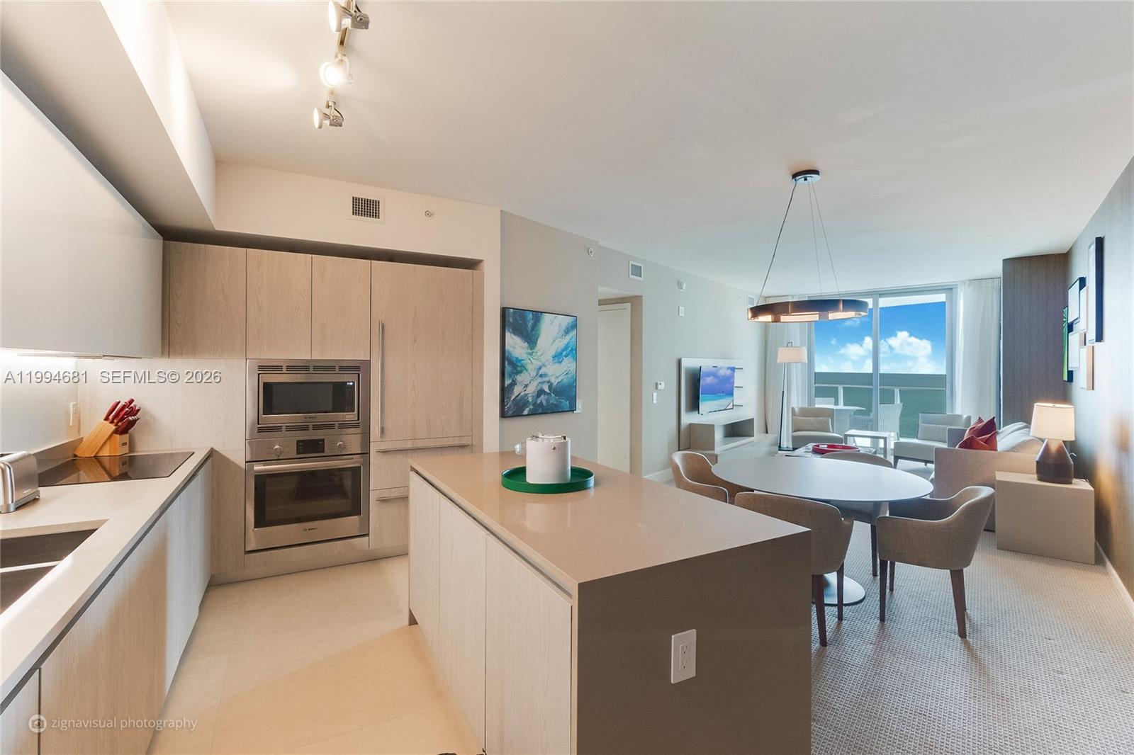 Hollywood Condo: 4111 S Ocean Dr # 2707, Hollywood FL 33019