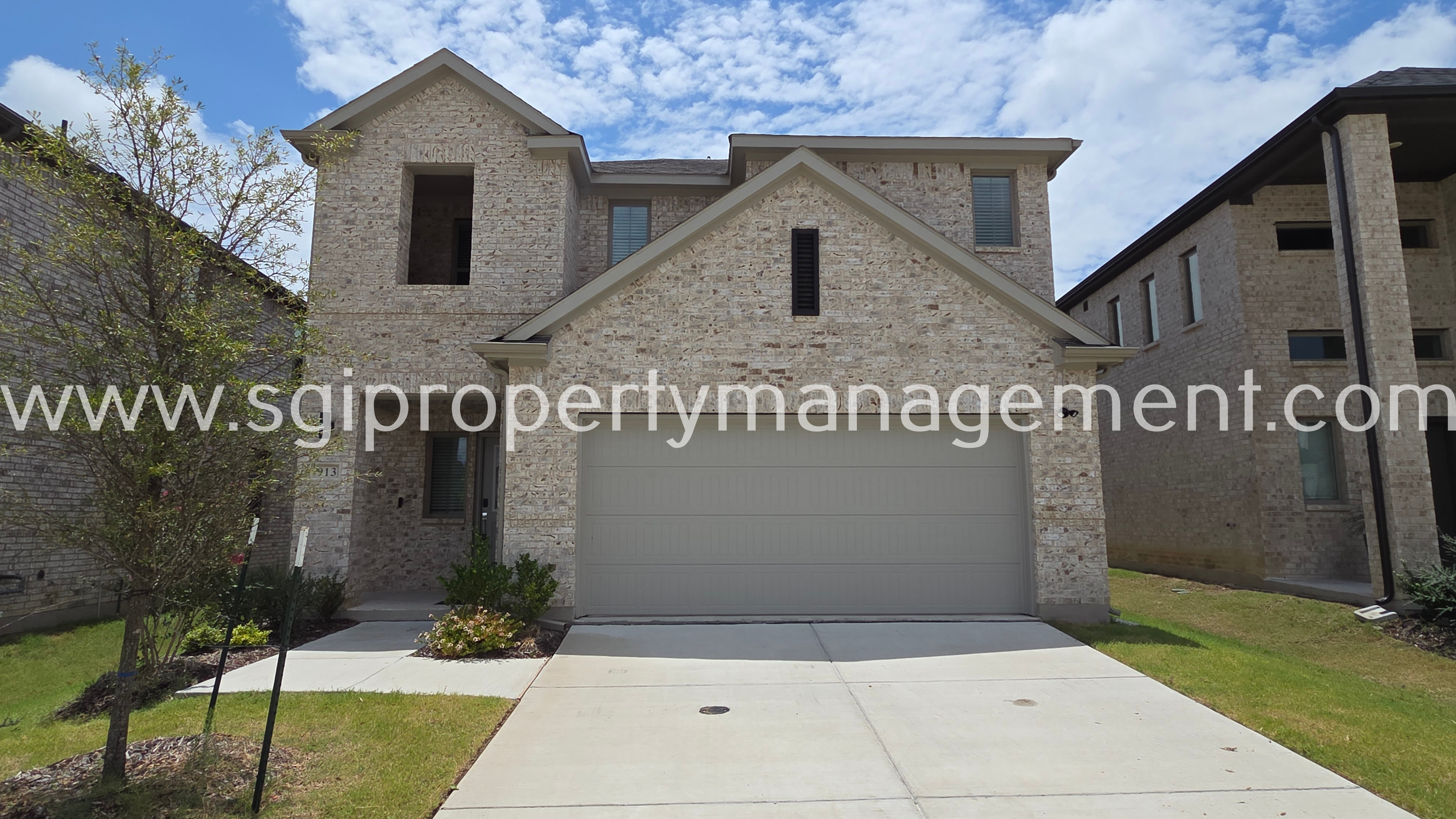 Mckinney House: 913 London Town Ln